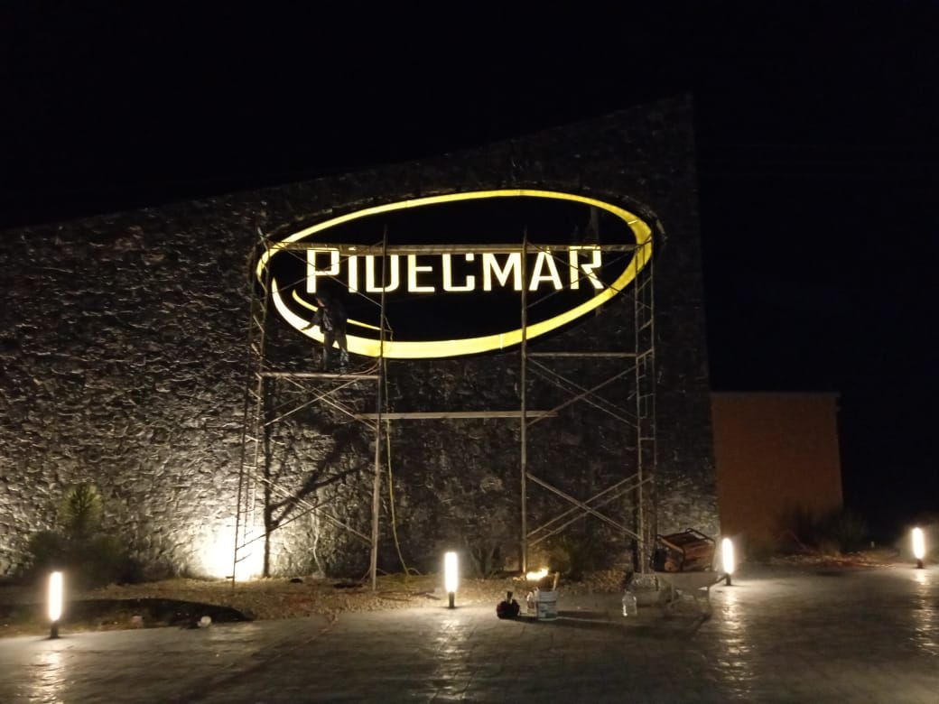 Aerographics -LUZ INDIRECTA