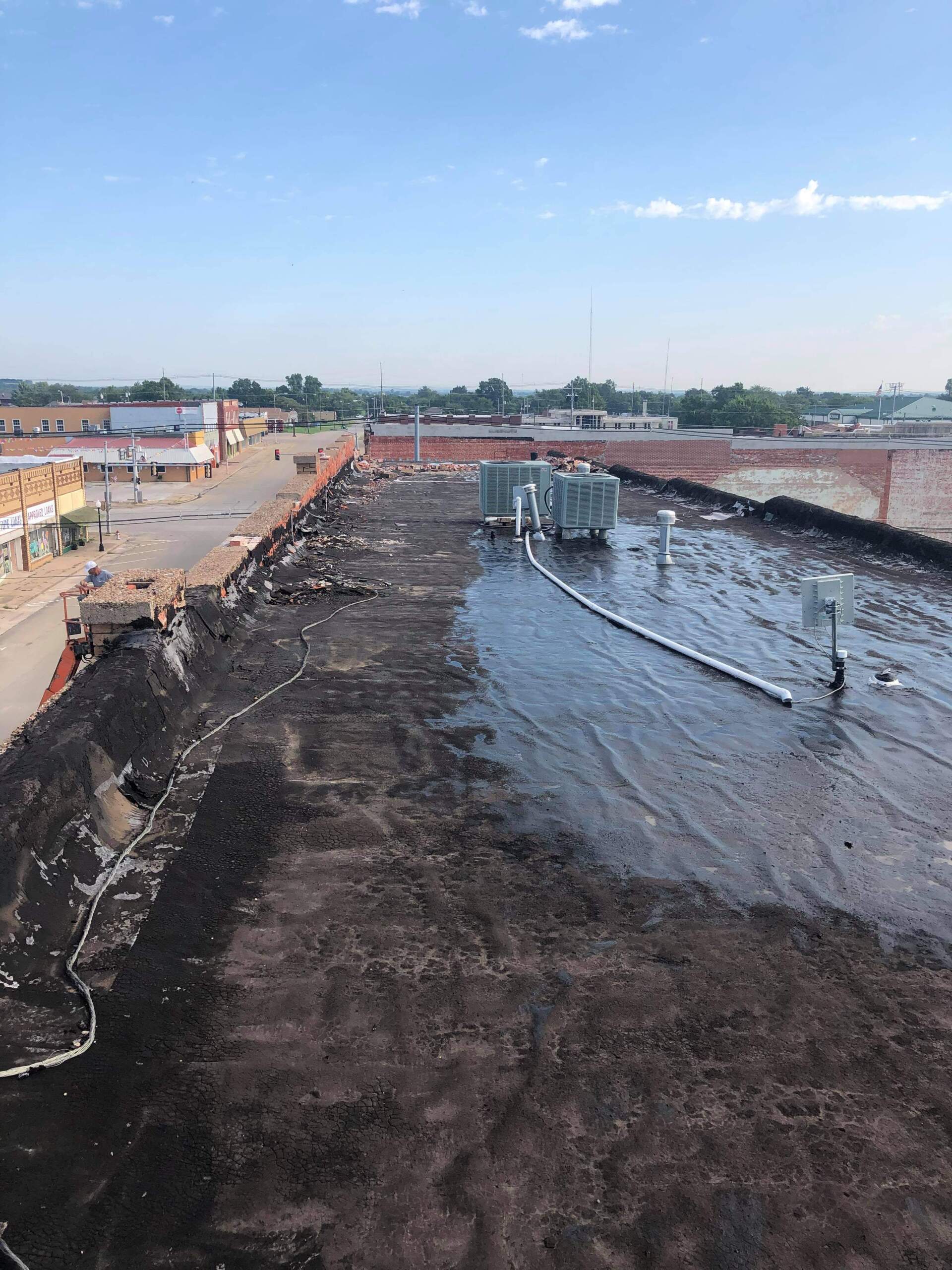 Repairing and replacing commercial roofs in Oklahoma, Texas & Kansas