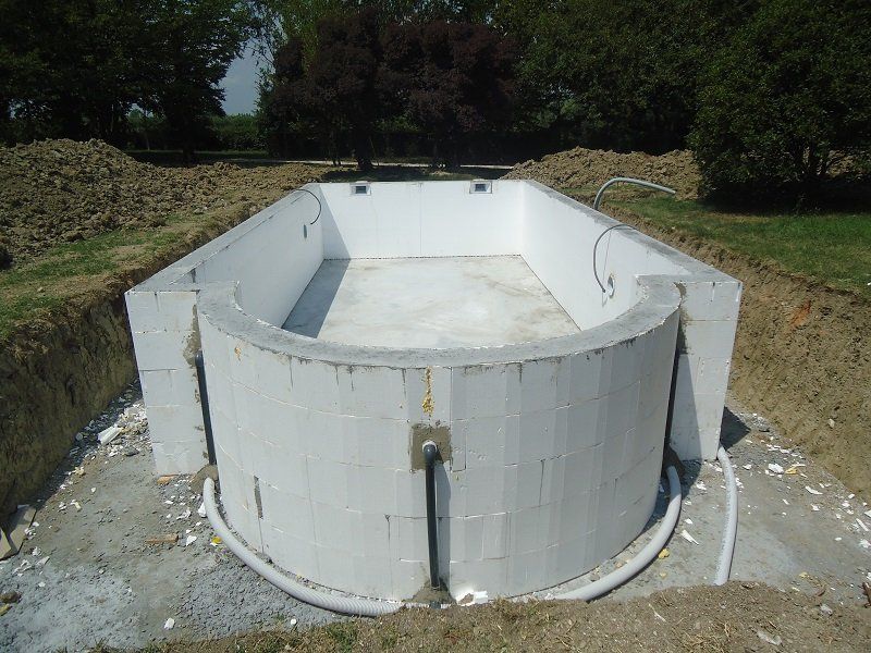 costruzione piscina calcestruzzo