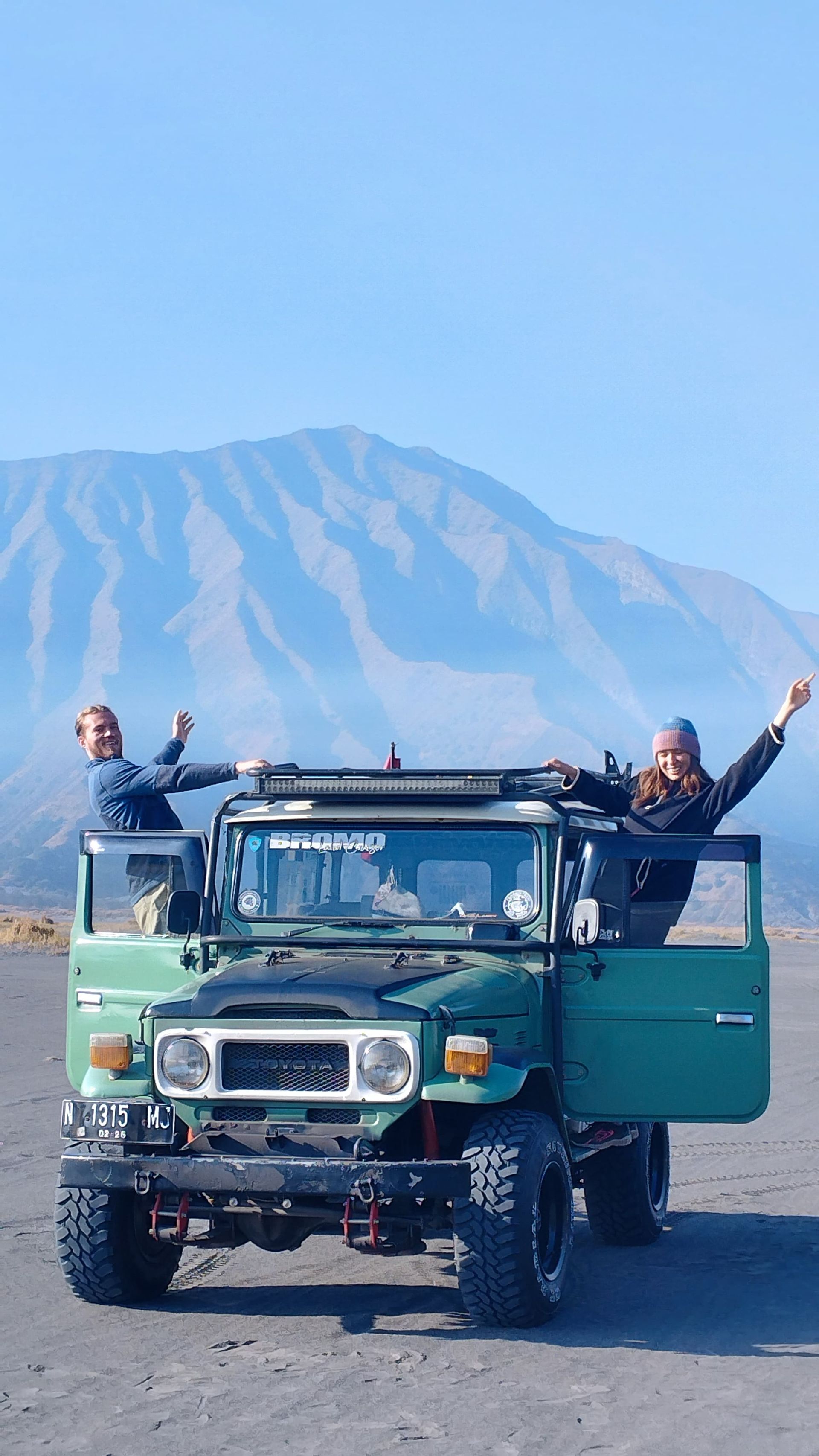 Bromo Sunrise Form