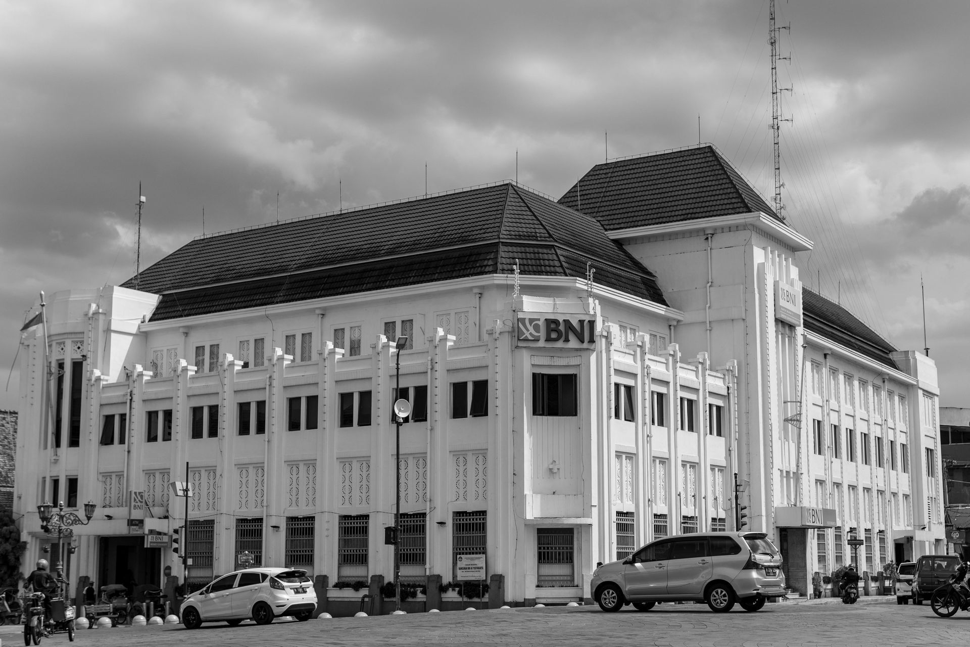 Colonial Building in yogyakarta walking tour