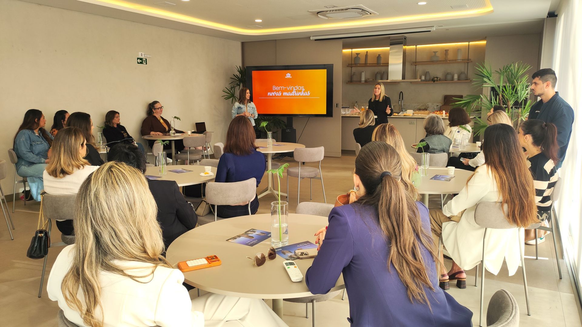 Cidade Aruna sedia encontro da Rede Feminina com lançamento de agenda solidária