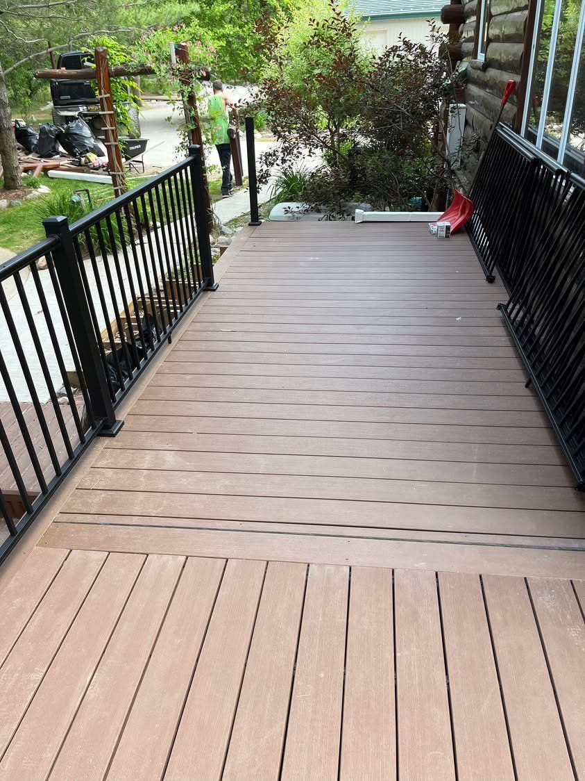 Deck services  7