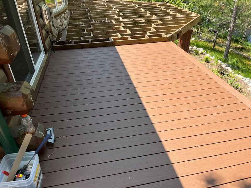 Deck services  8