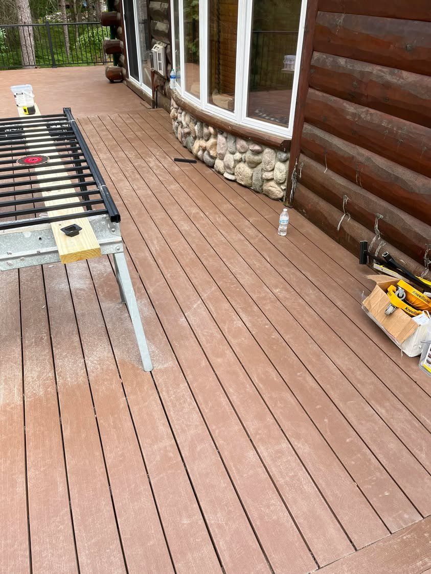 Deck services  2