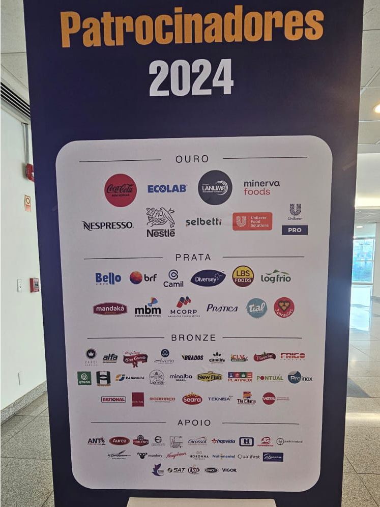 Uma placa que diz patrocinadores 2024