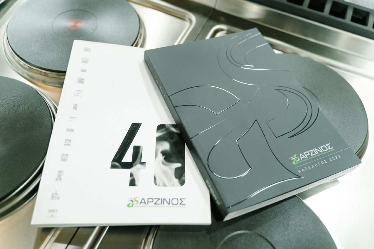 Um livro com o número 43 nele