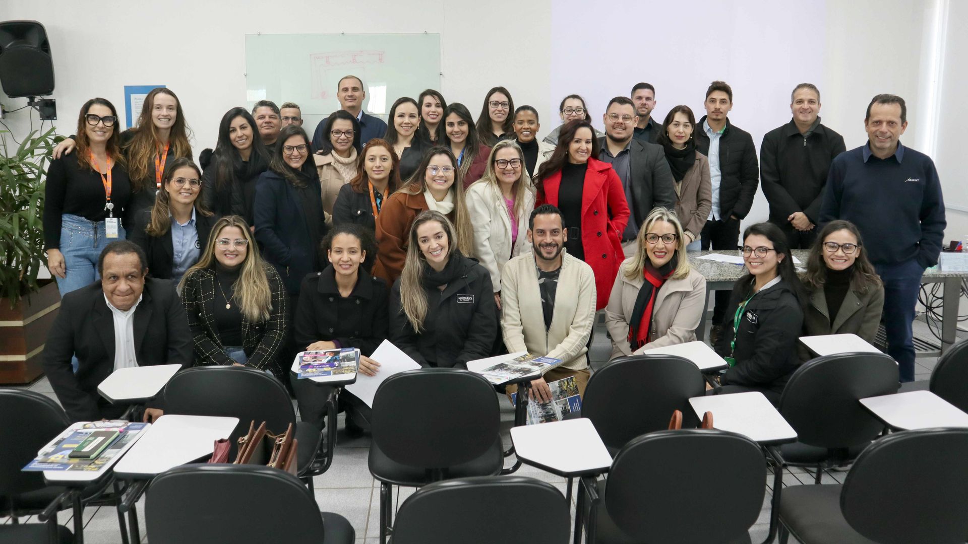 Café com RH: Prática sedia encontro de capacitação e conexão dos profissionais do setor