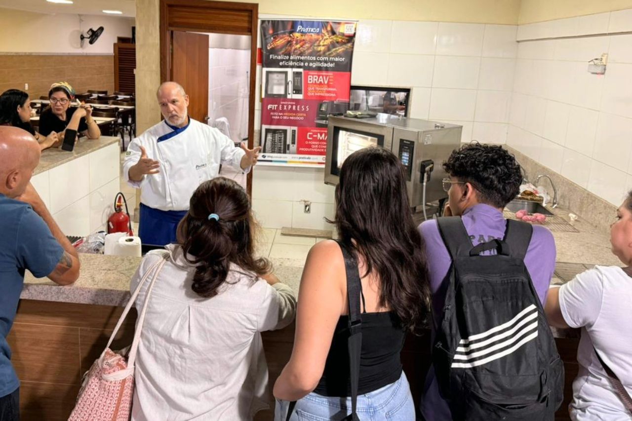 Produção inteligente no Forno Combinado reúne convidados no Sindipães