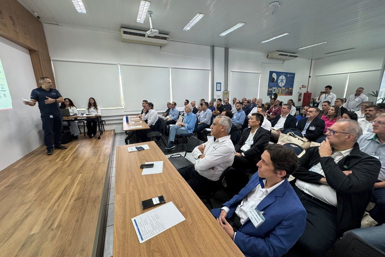 fornecedores no primeiro Supplier Day no CTP da fábrica da Prática em Pouso Alegre Minas Gerais