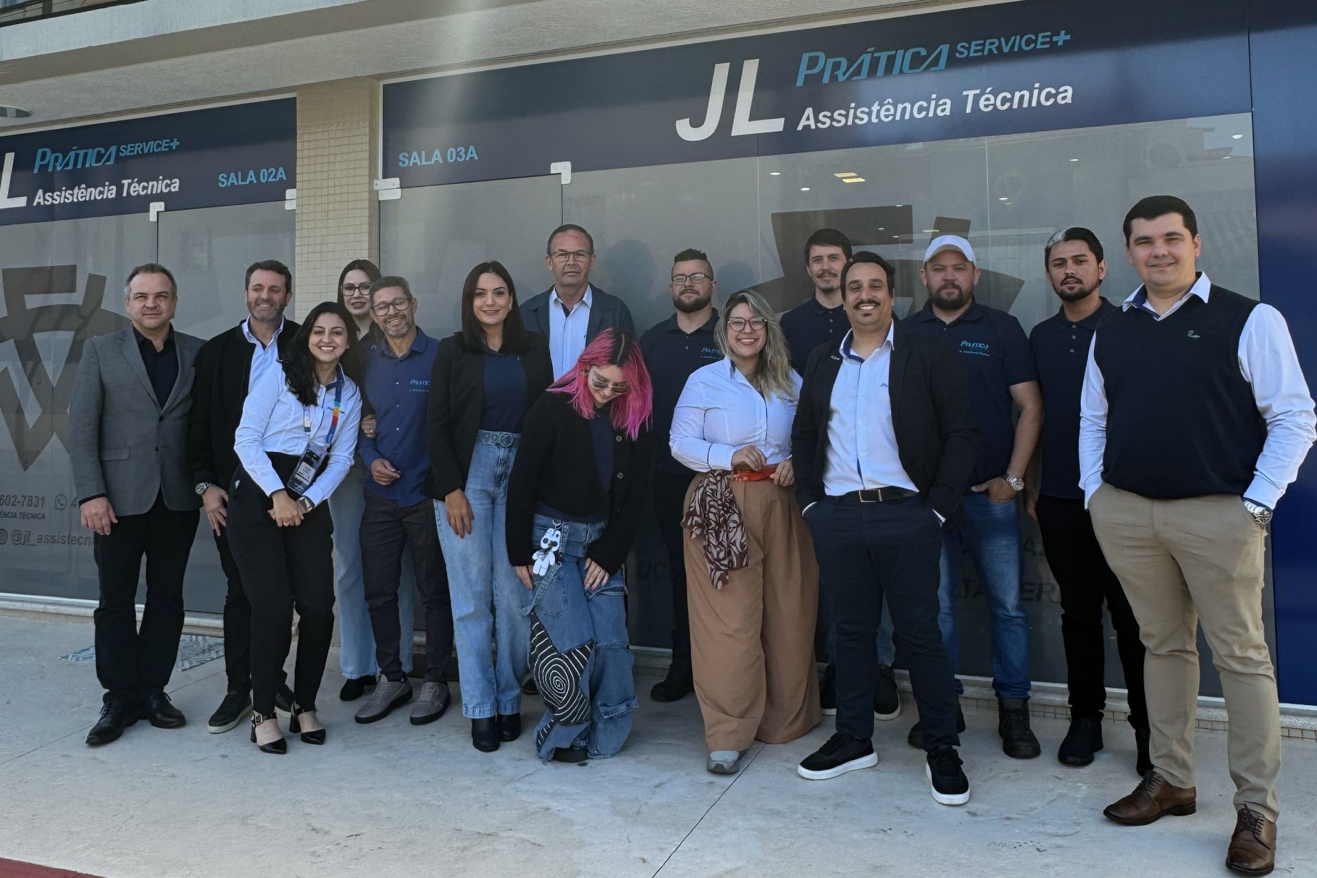 Novo espaço da JL Assistência Técnica adota padrão SERVICE+