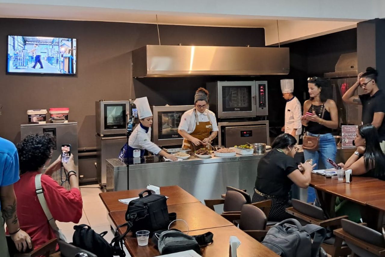 Prática Recife sedia Evento Técnicas & Tendências natalinas