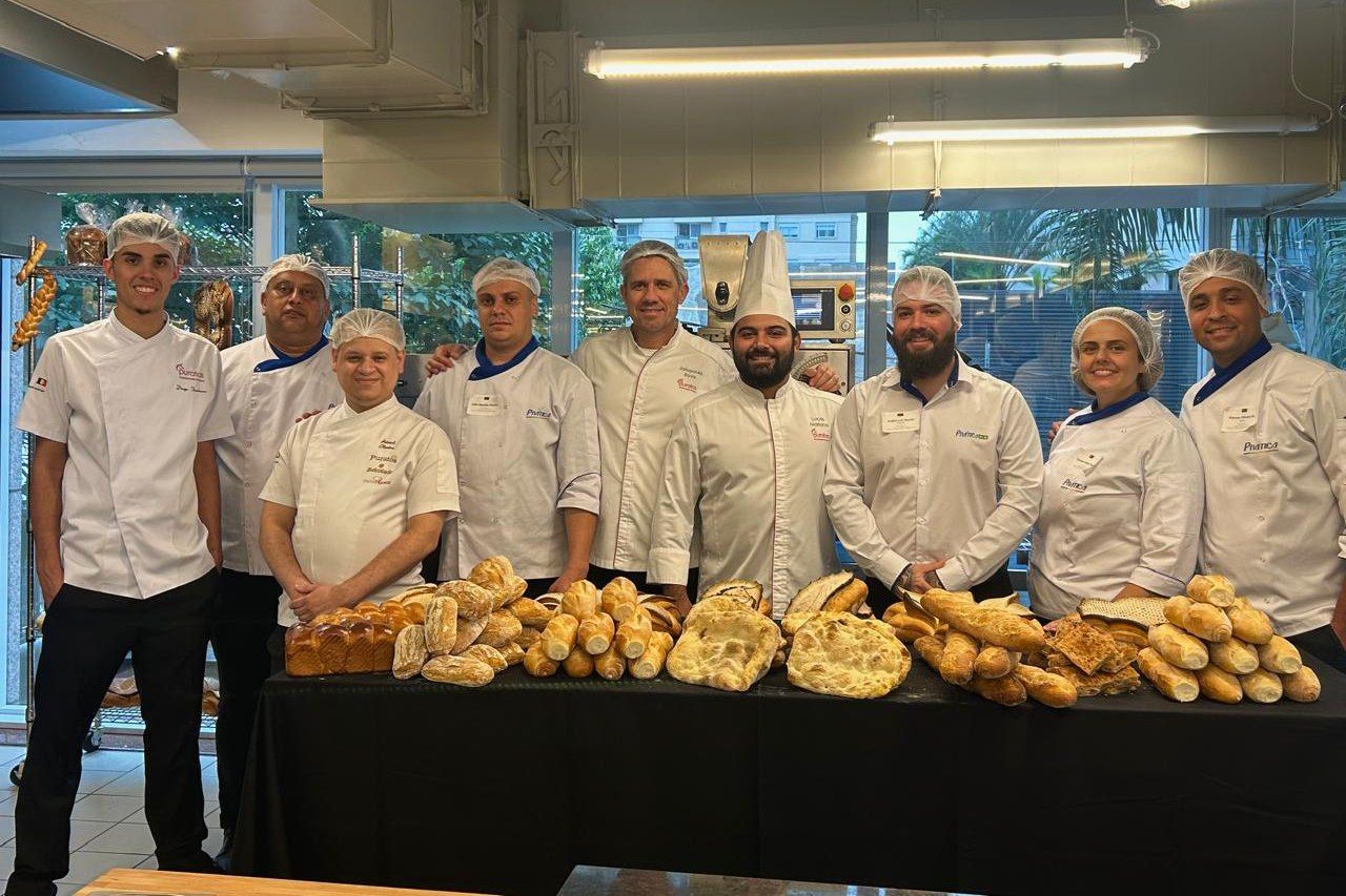 Equipe do CTP Pr&aacute;tica realiza visita t&eacute;cnica ao Centro de Inova&ccedil;&atilde;o da Puratos