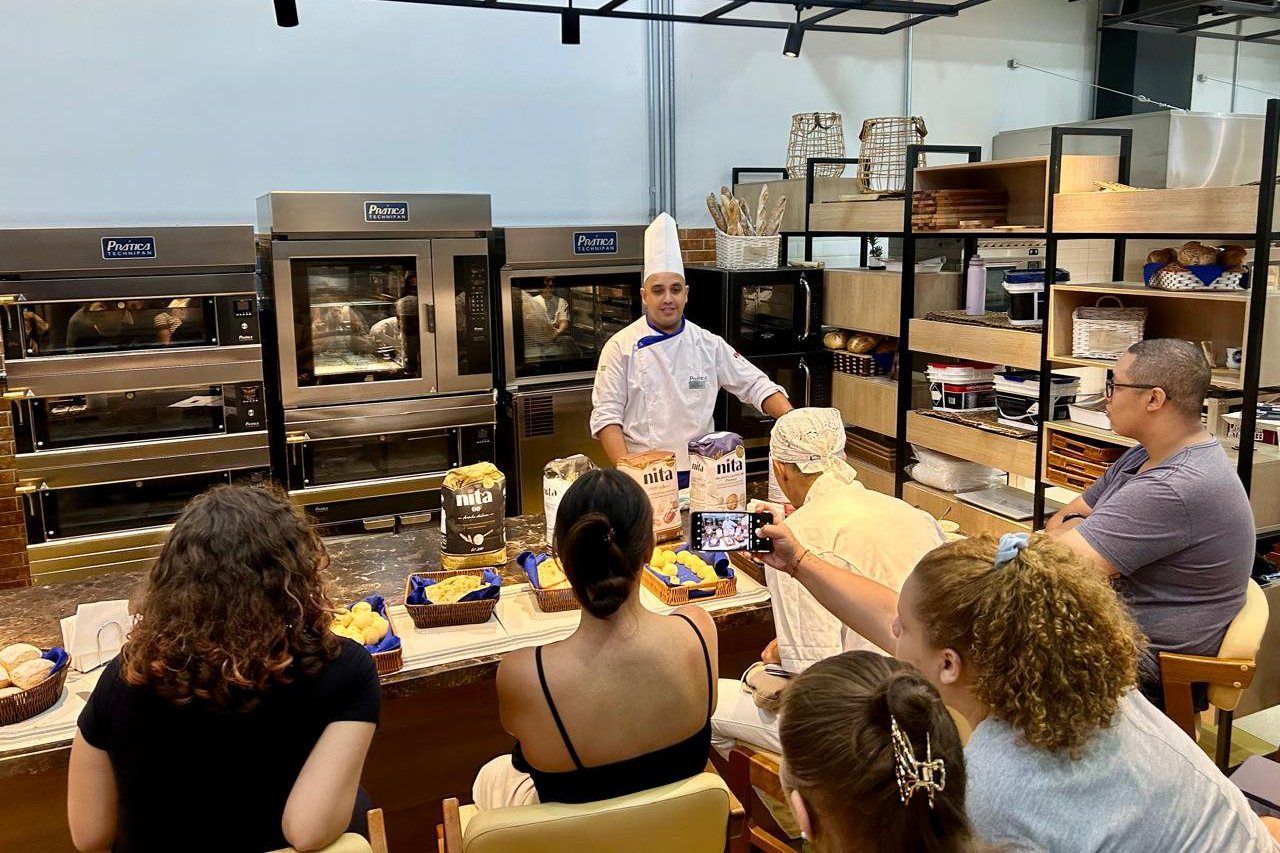 Pr&aacute;tica promove capacita&ccedil;&atilde;o para jovens do Yocuta e Chef Aprendiz