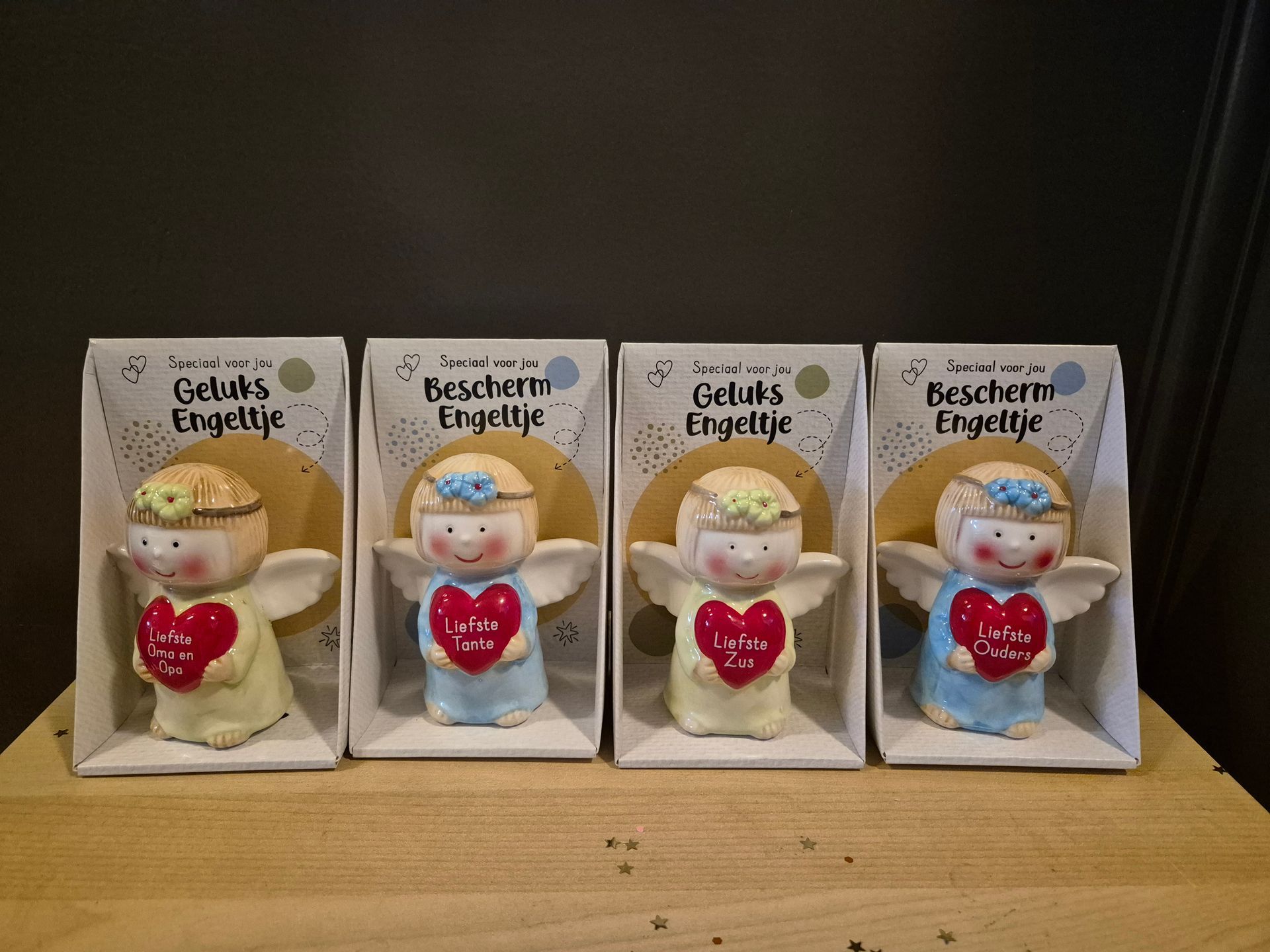 bescherm of geluks engel met kaartje met houder