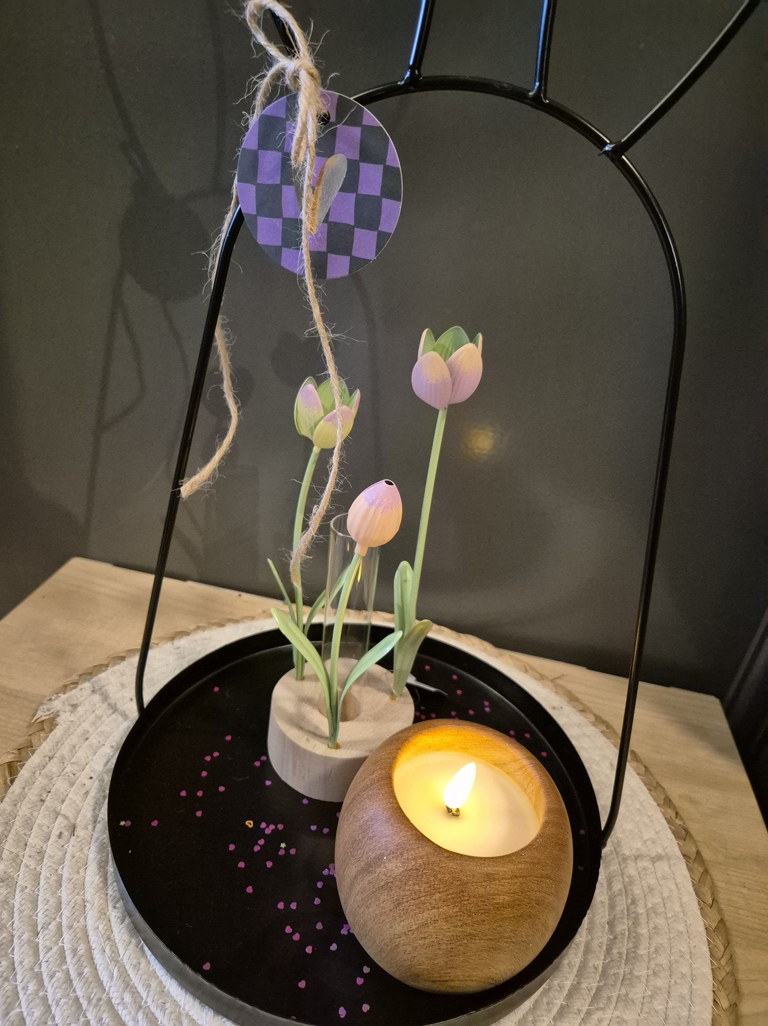 Haasplateau, xelly tulpenvaasje en ledlampje deze week in de actie