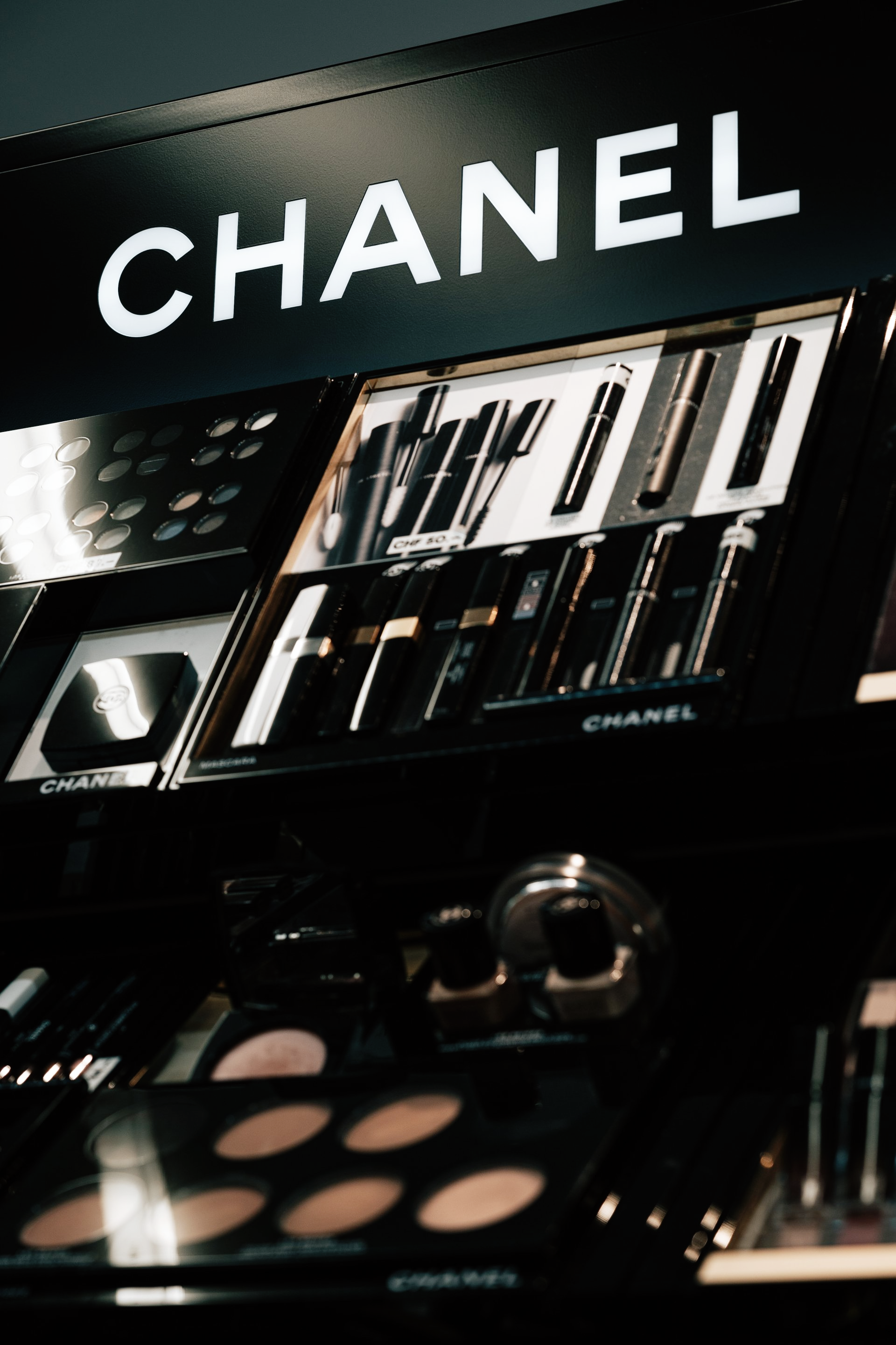 Top-Marken Parfümerie Apotheke Dr. Portmann Interlaken