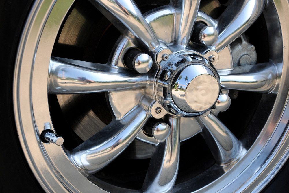 Chrome Wheels — Brake Specialists in Gold Coast