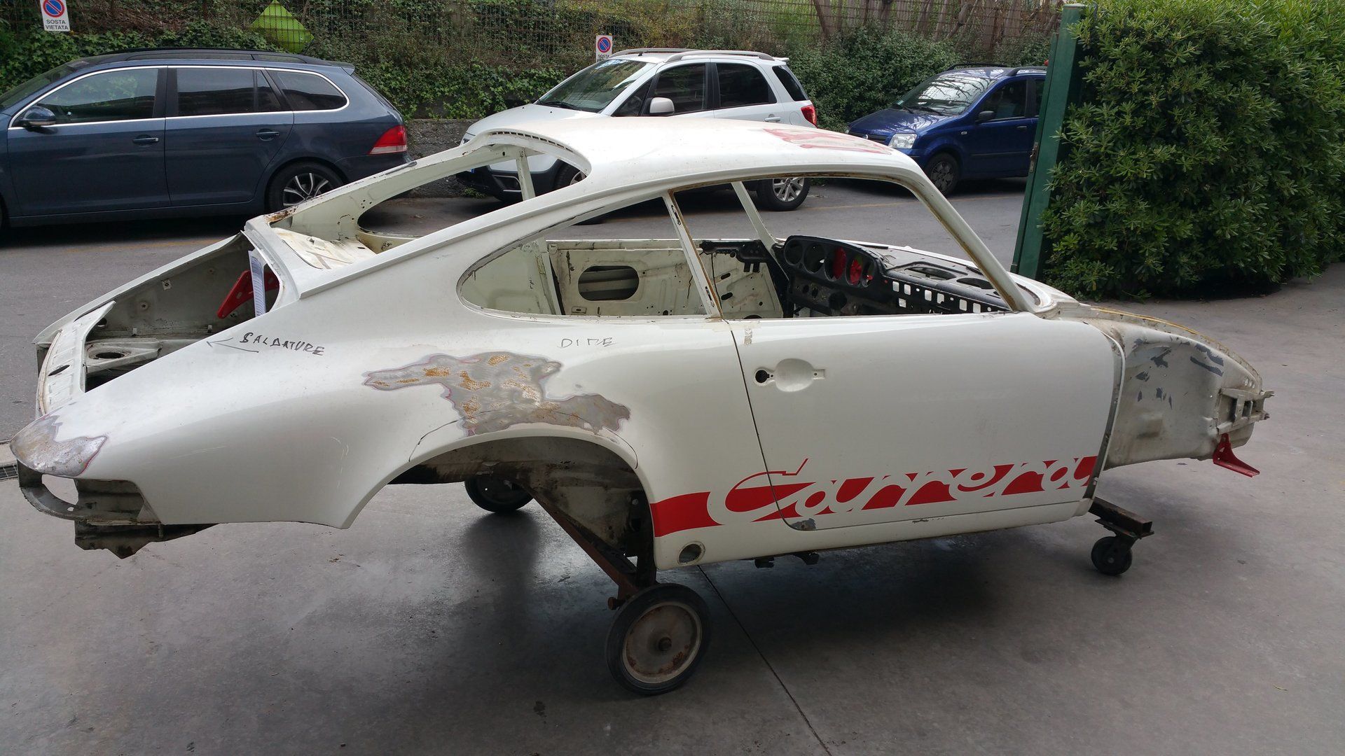 restauro porsche carrera