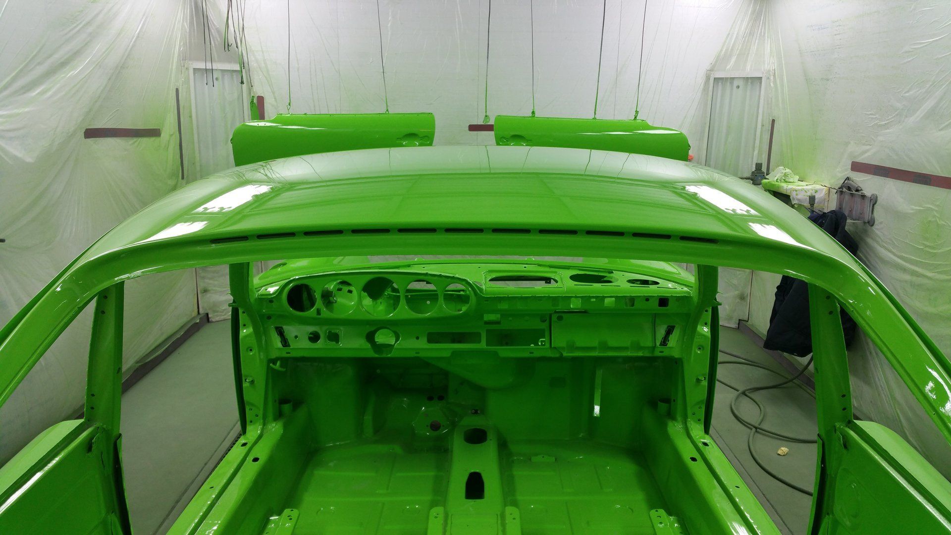 restauro porsche carrera durante il restauro 6