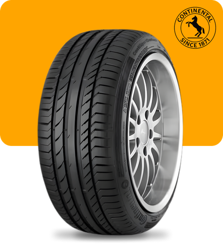 Um pneu Continental montado em uma roda de liga leve prateada sobre um fundo laranja com o logotipo da Continental.