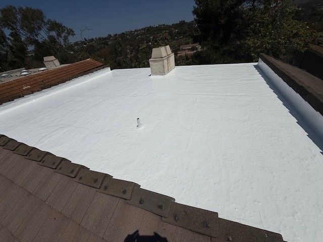 We install highly durable and energy-efficient acrylic roofing systems.