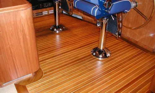 Teakdecking Systems beautiful teak pilot house, showcasing premium craftsmanship and elegant marine design