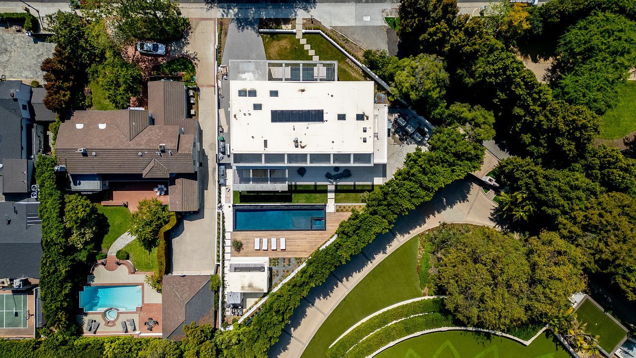 Benedict Canyon New Home Contractor