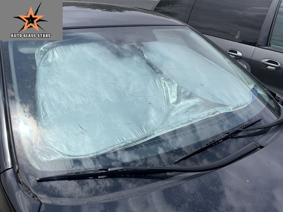 Windshield with cracks in Florence, Arizona.