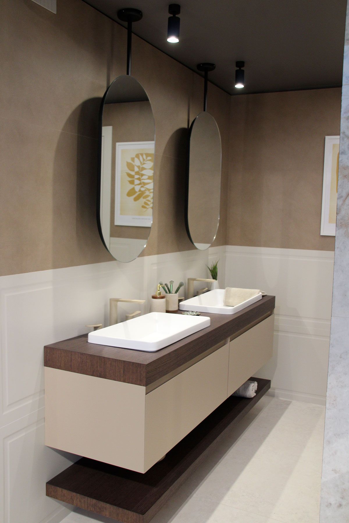 showroom arredo bagno Novara