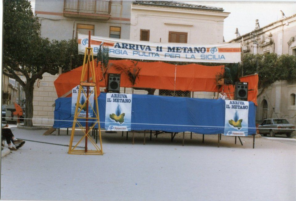 Foto d'epoca pubblicità metano