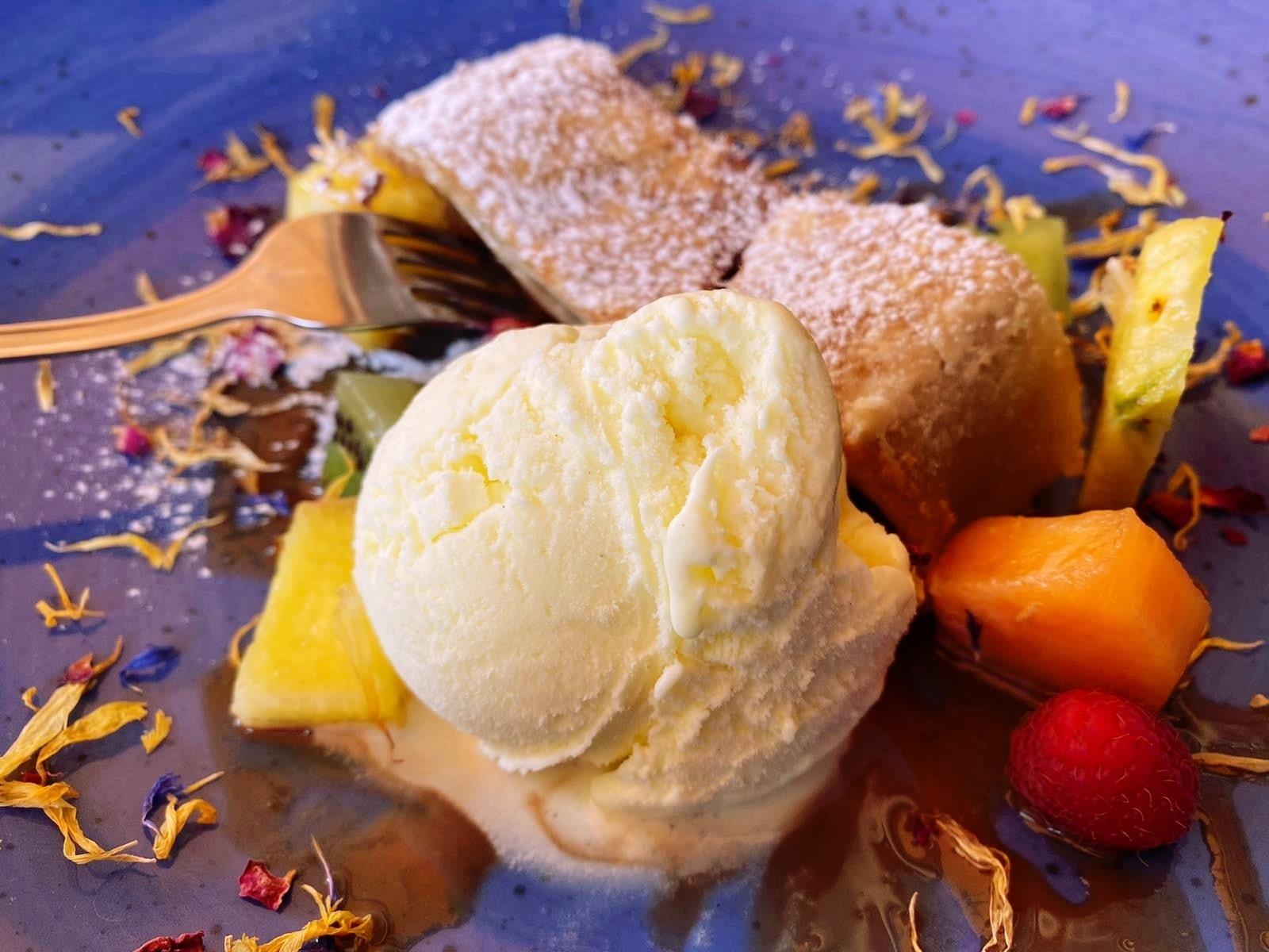 Dolce con gelato