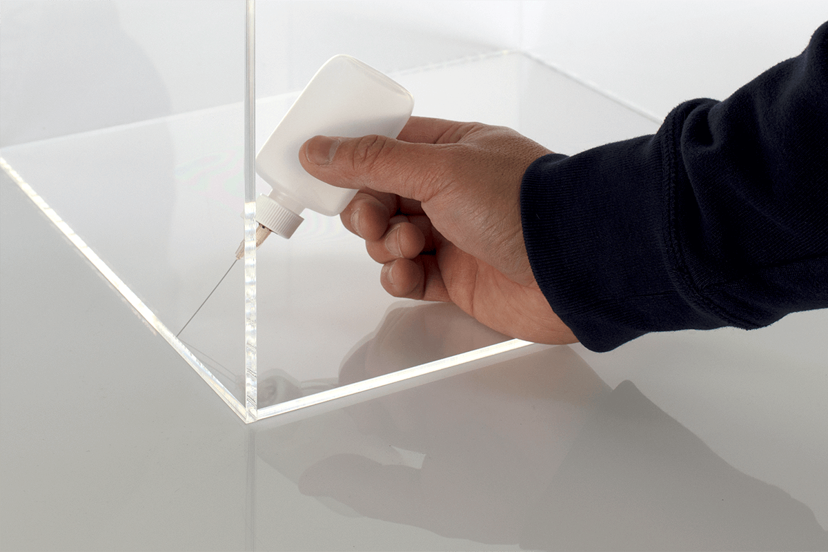 glueing clear plastic box