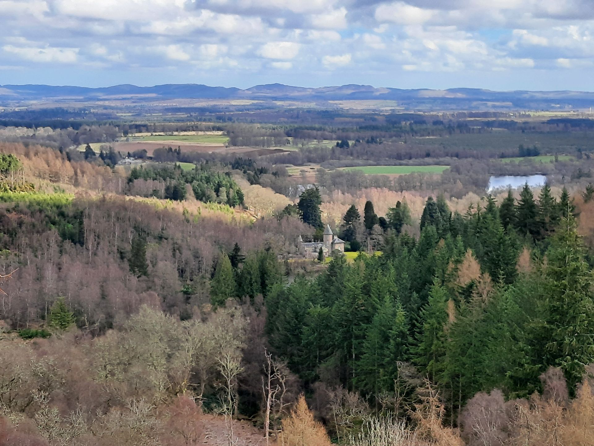 Rohallion Lodge (c) Perthshire Treks
