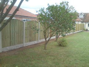 Concrete fence posts - Doncaster, South Yorkshire, Rotherham, Sheffield, Barnsley, Scunthorpe, Wakefield - Fencing Direct - Fencing