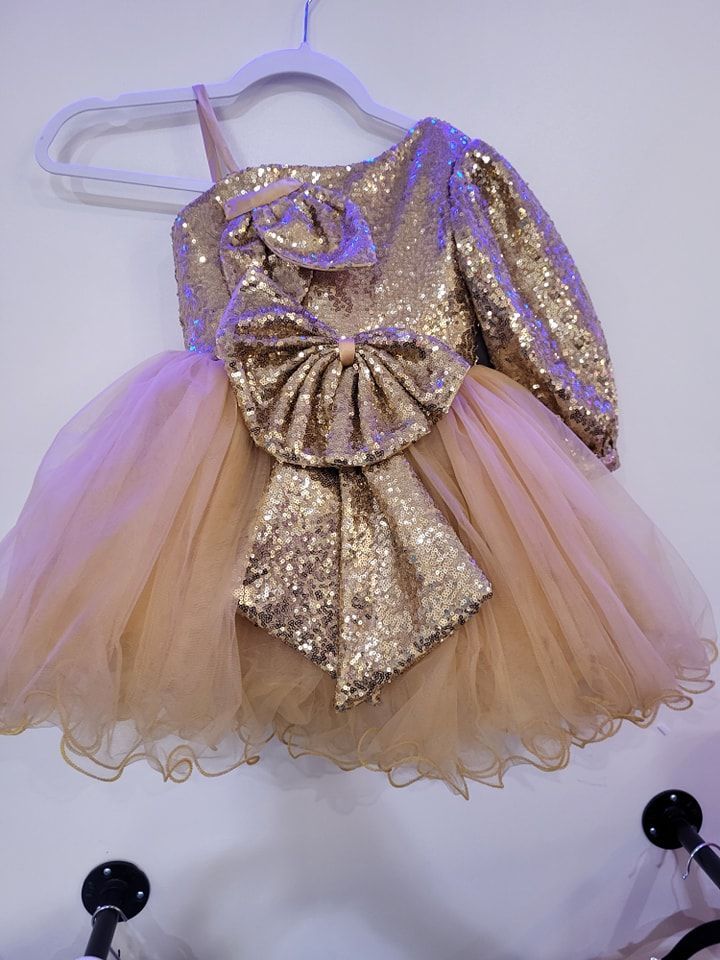 Pretty kid wearing white dress