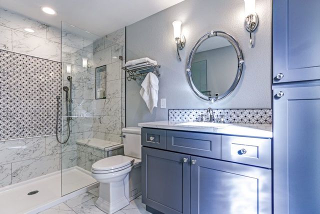 bathroom remodeling austin