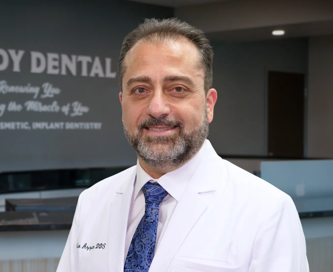 photo of Dr Sam Azzam dds