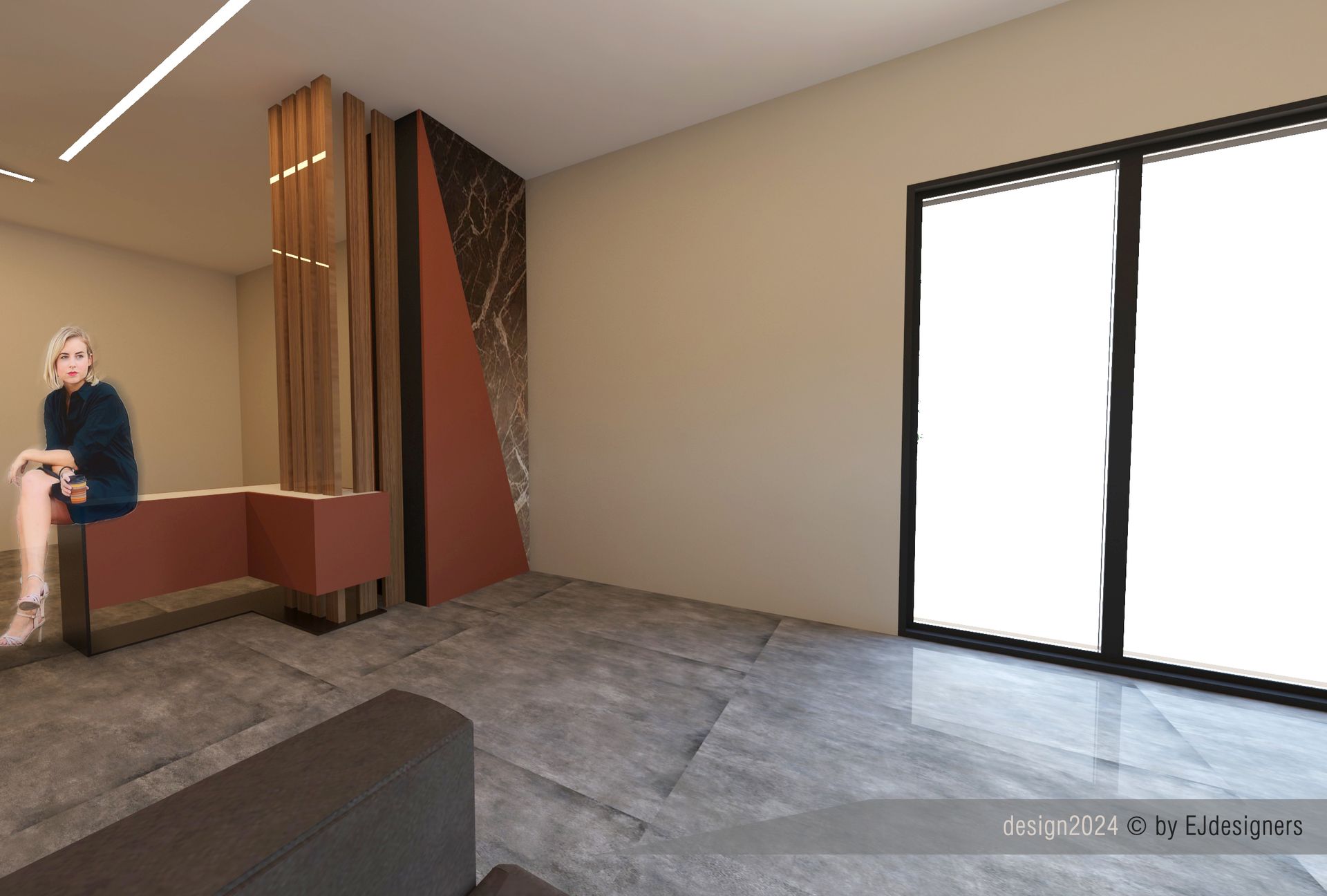 Una donna è seduta in una stanza moderna con una grande finestra. Sullo sfondo si vede una parete decorata con motivi geometrici.