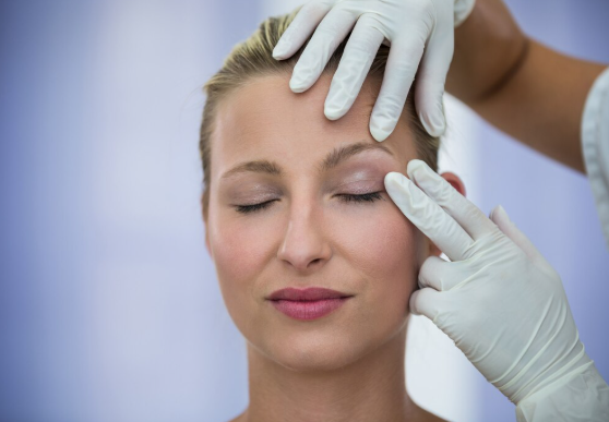 Oculoplastic surgeon in Clarksville, TN
