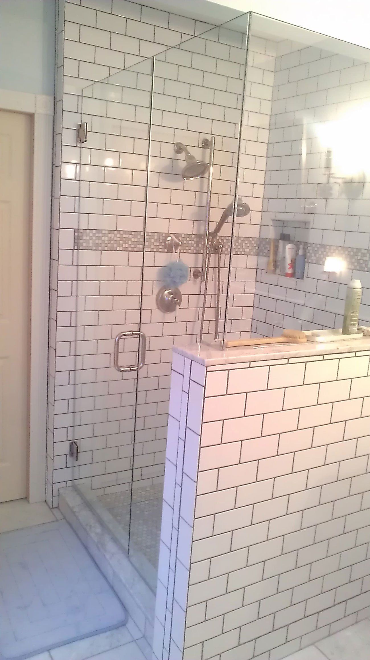 Shower Area — Federal Way, WA — Niemen Glass