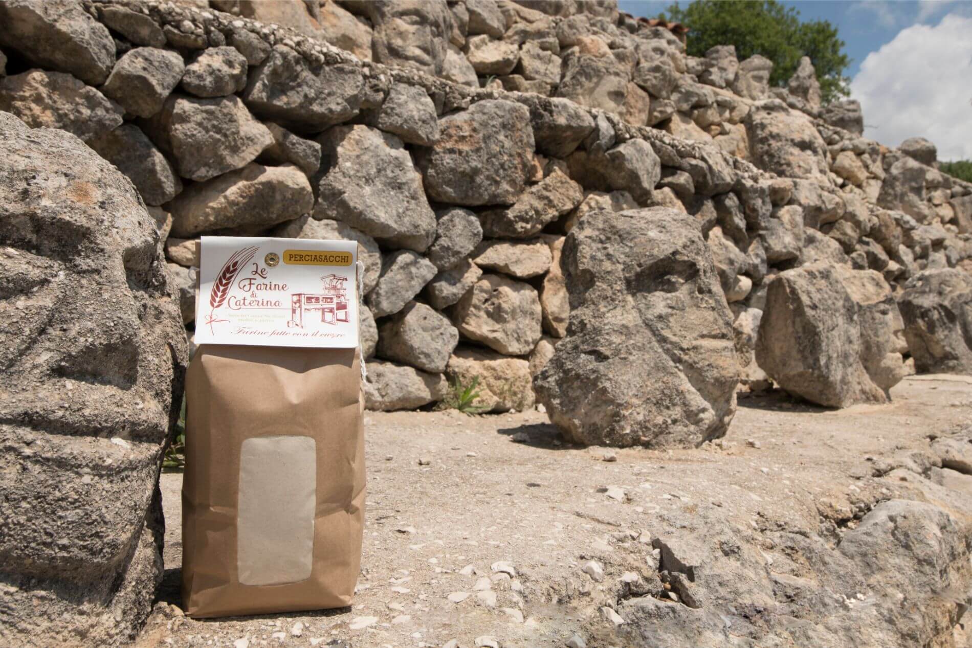 Muro di pietra e farina