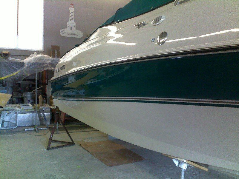 Boat gelcoat in repair process