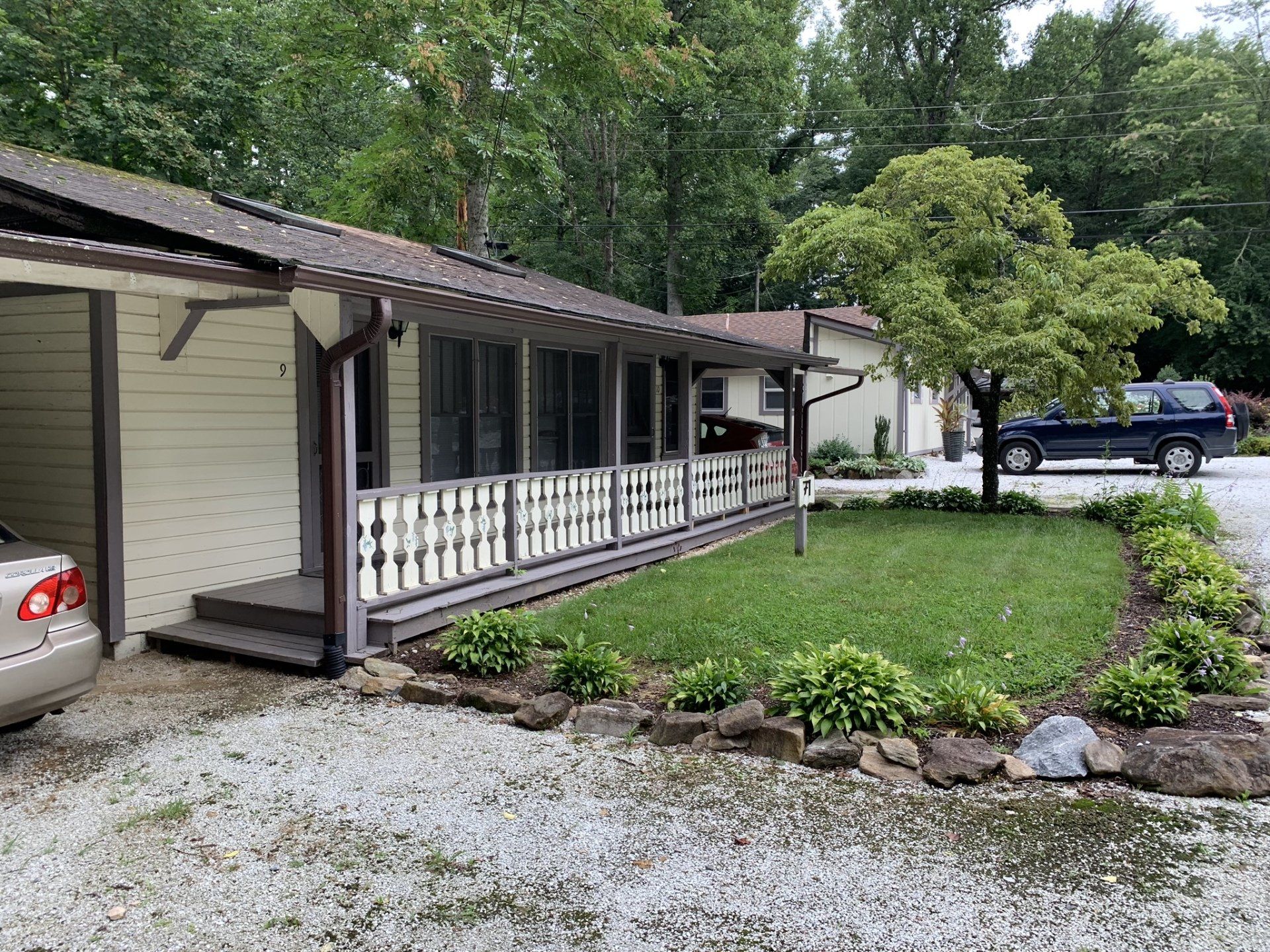 Snapdragon Apartments Photo Gallery