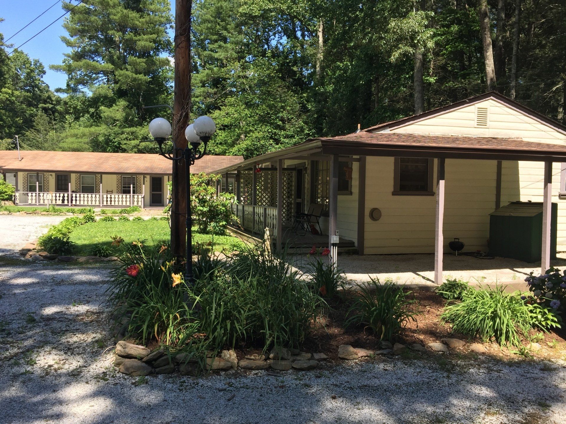 Snapdragon Apartments Photo Gallery