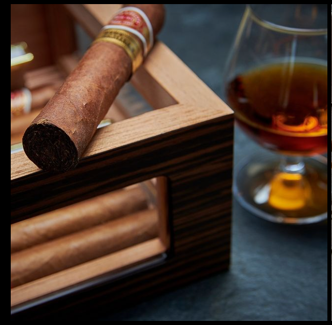 RED - La Croix de Culet | After Ski & Restaurant