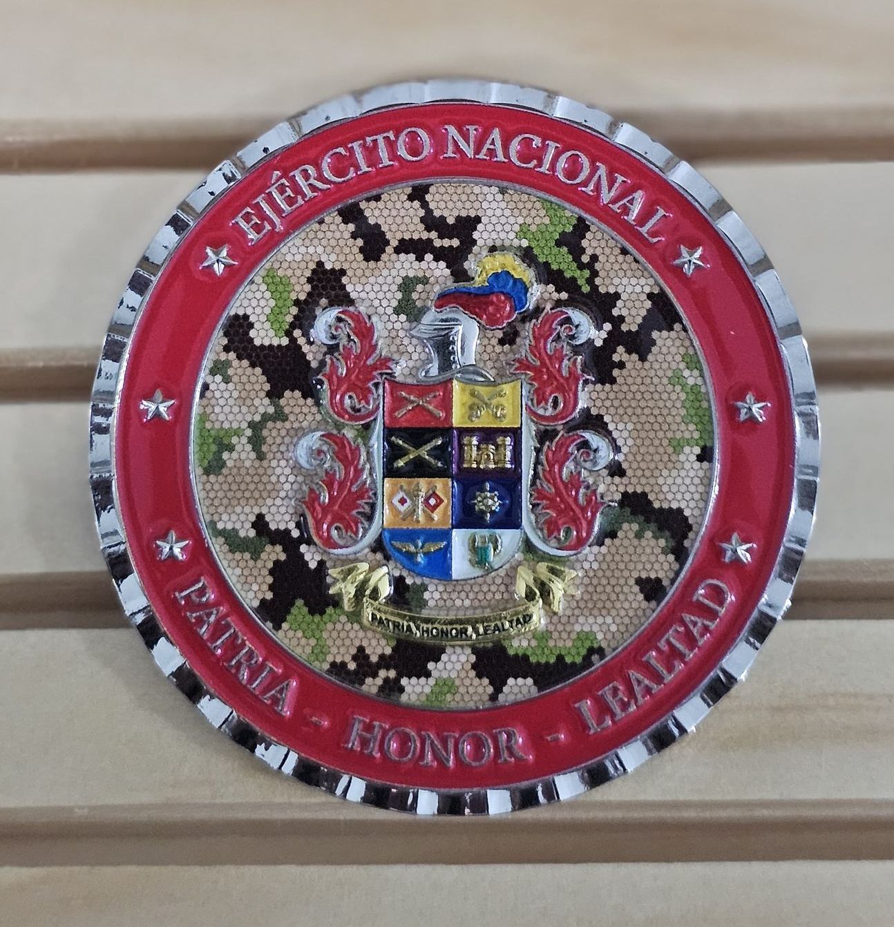 MONEDA CONMEMORATIVA EJERCITO NACIONAL DE COLOMBIA