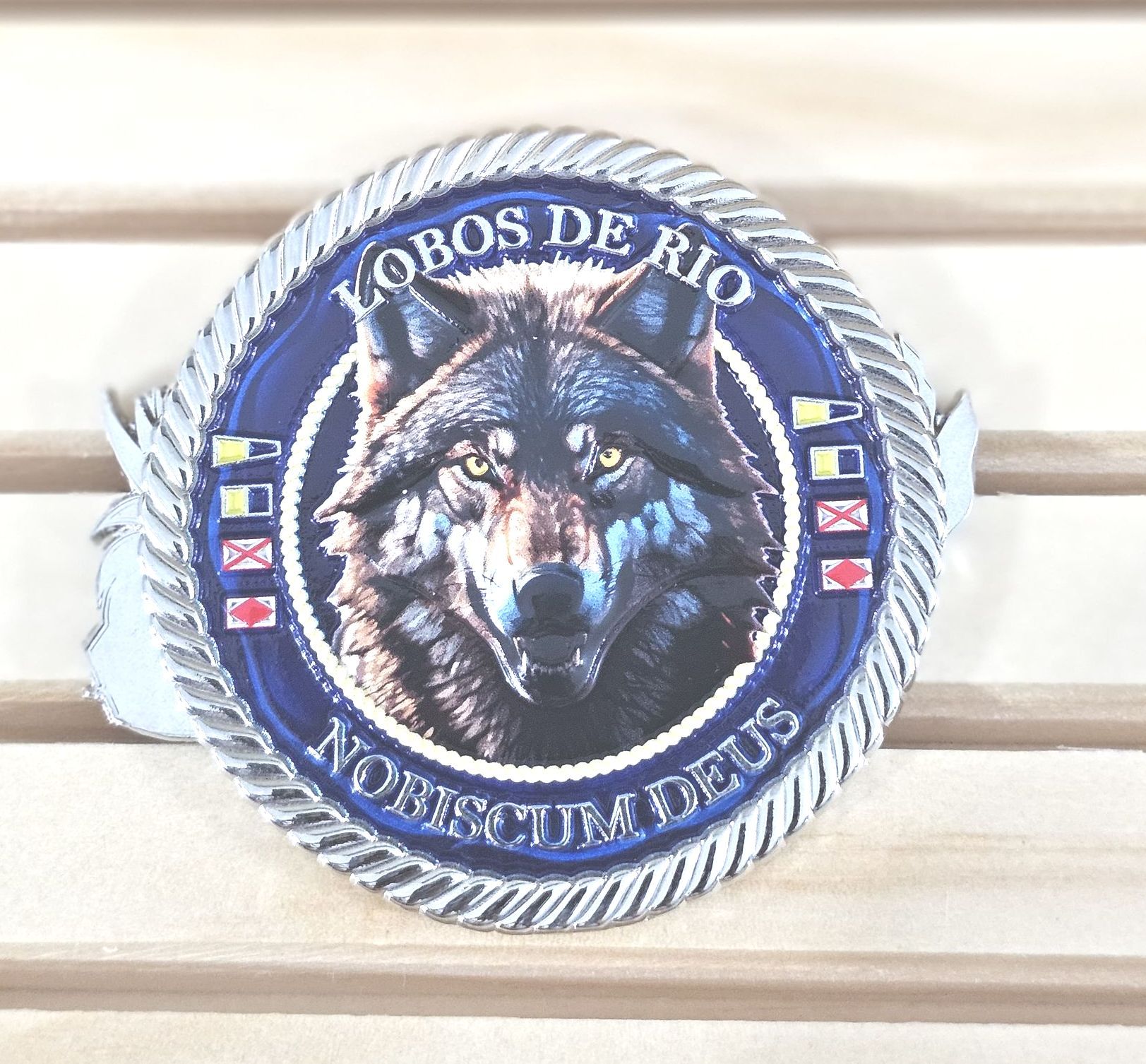 LOBOS DE RIO