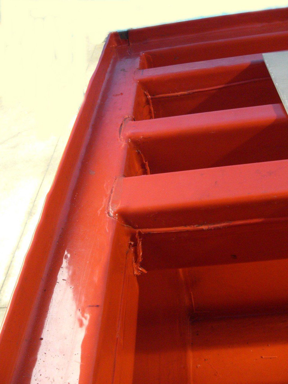 Vasca per il trasporto acidi