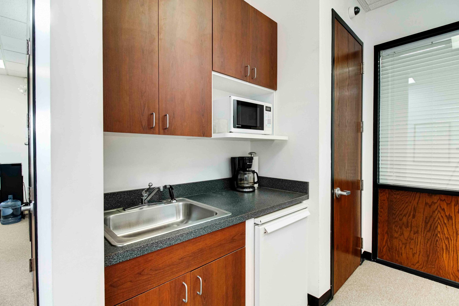 Barry Building - Image 18